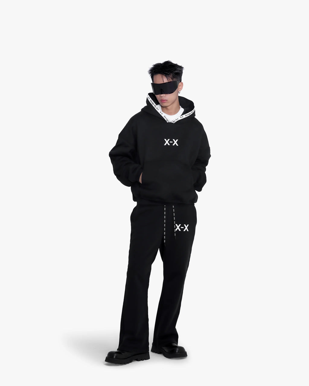 CROPPED HOODIE