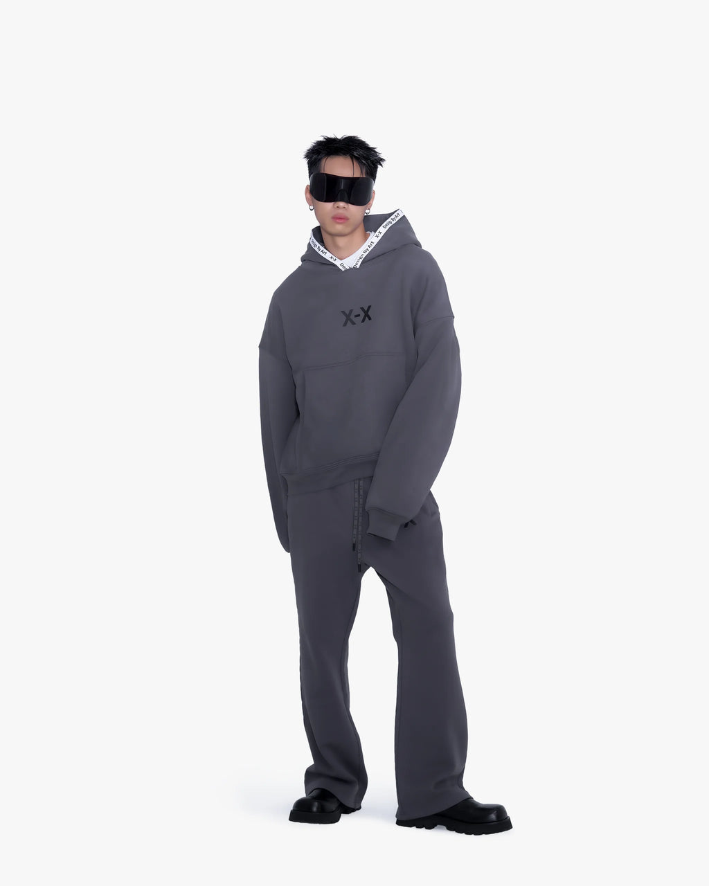 CROPPED HOODIE